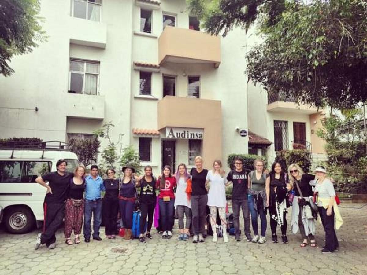 Quetzalroo Vandrarhem Guatemala City Exteriör bild